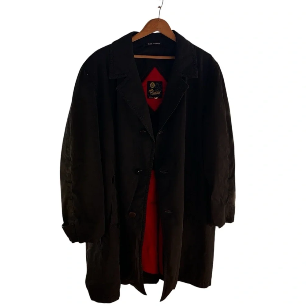 Vintage Elegant Black Trench Barn Ranch Coat with Red Interior Size 44 - Picture 3 of 8